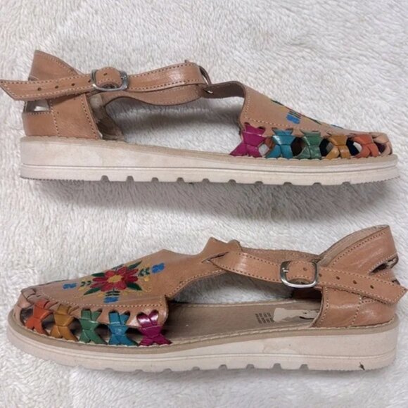 Colorful Embroidered Huaraches - Picture 6 of 9